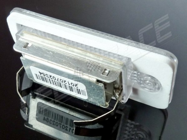 Lumière de plaque d'immatriculation LED adapté pour Audi A3 8P, A4