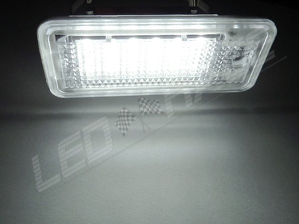 Pack modules led plaque arrière pour Audi A4 B7 blanc 6000K